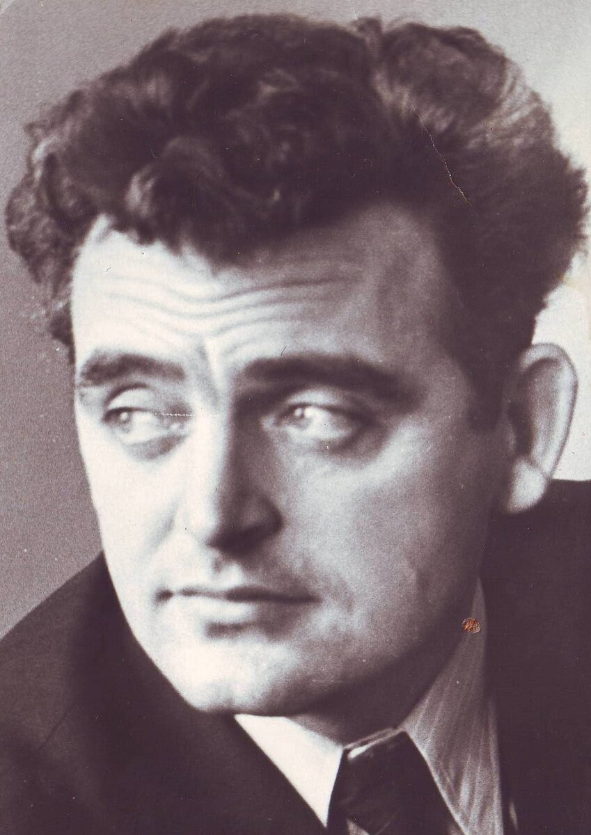 Геннадий Попов