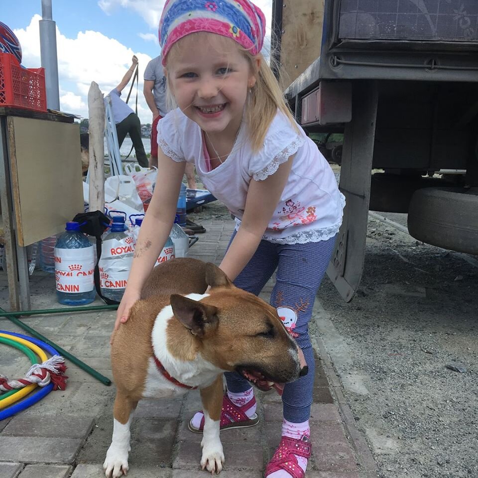 Вася и Булочка