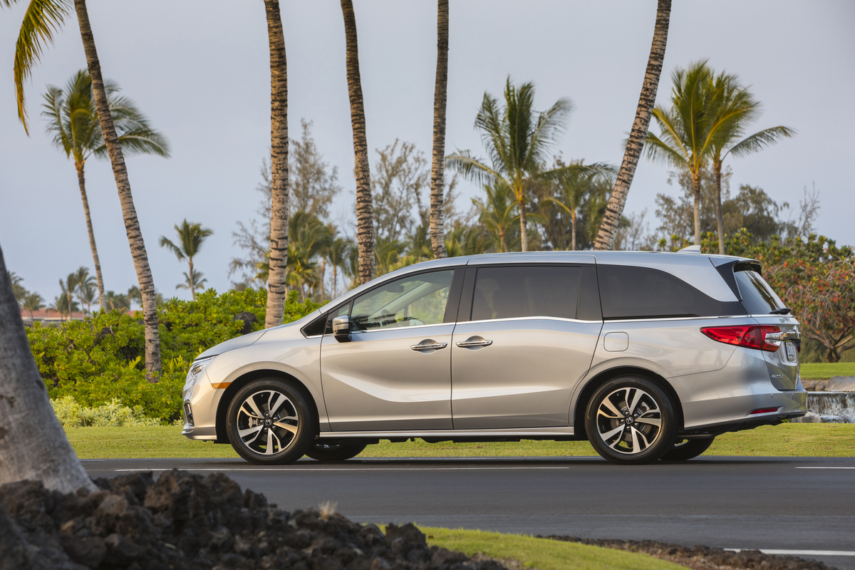 Honda Odyssey 2021. Фотография взята с сервиса Яндекс Картинки