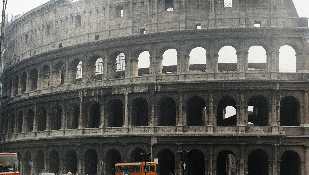 Колизей в Сирии. Бетон в Риме. Римские сооружения из бетона. Бетон в римской империи.