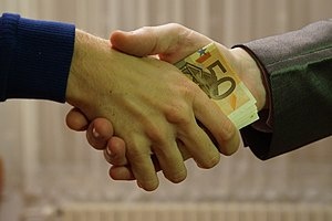 Полицаи задержали в Ростовской области подозреваемого в неправомерных действиях при банкротстве