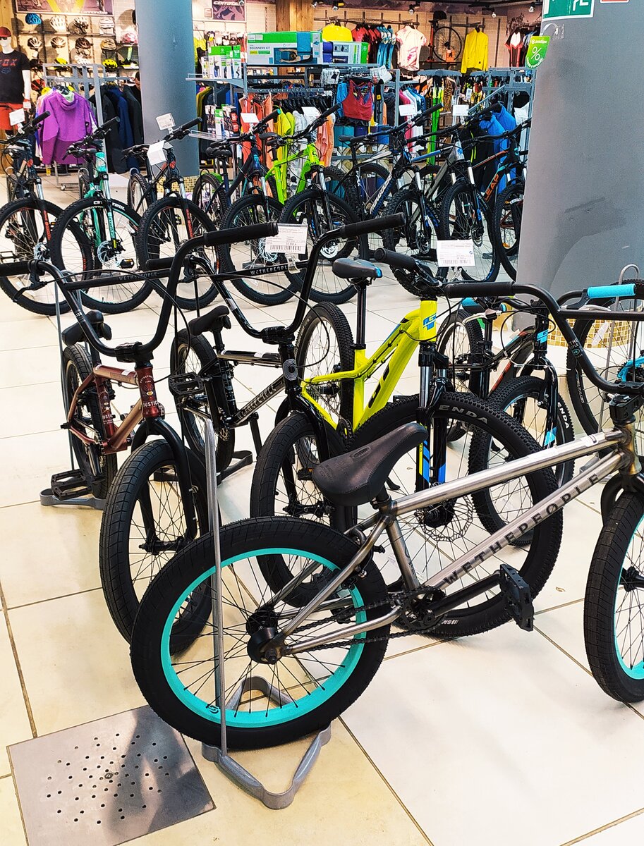 В нашем любимом магазине