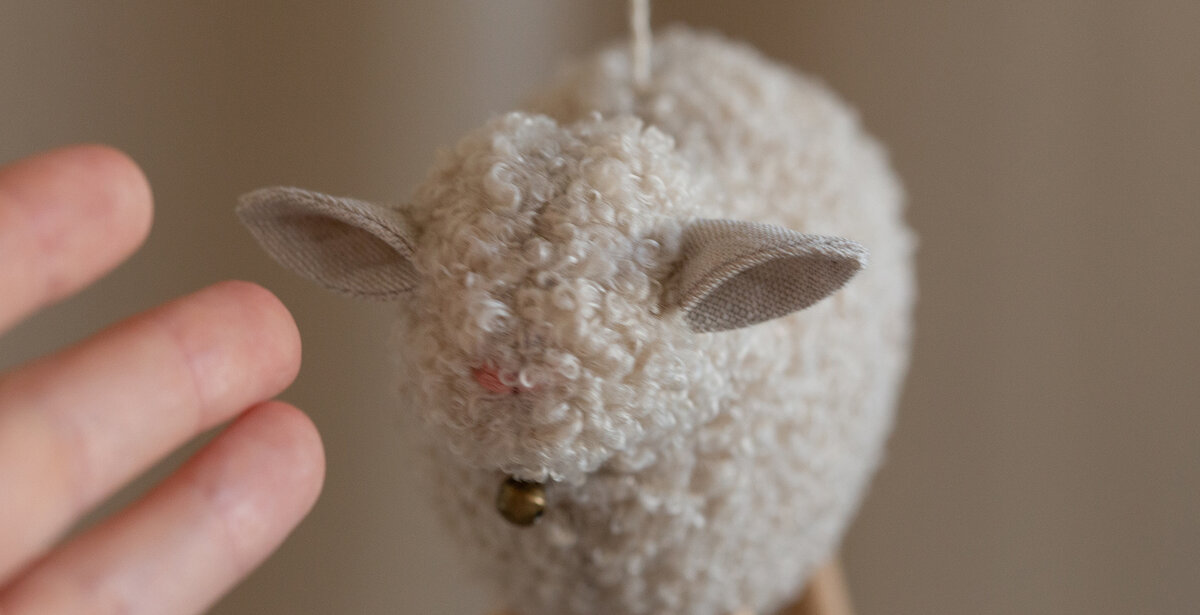 игрушка OVECHKINSON "бежевая овечка"