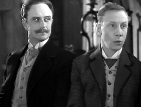 Паратов (Анатолий Кторов) и Карандышев (Владимир Балихин), кадр из фильма "Бесприданница" (1936)
