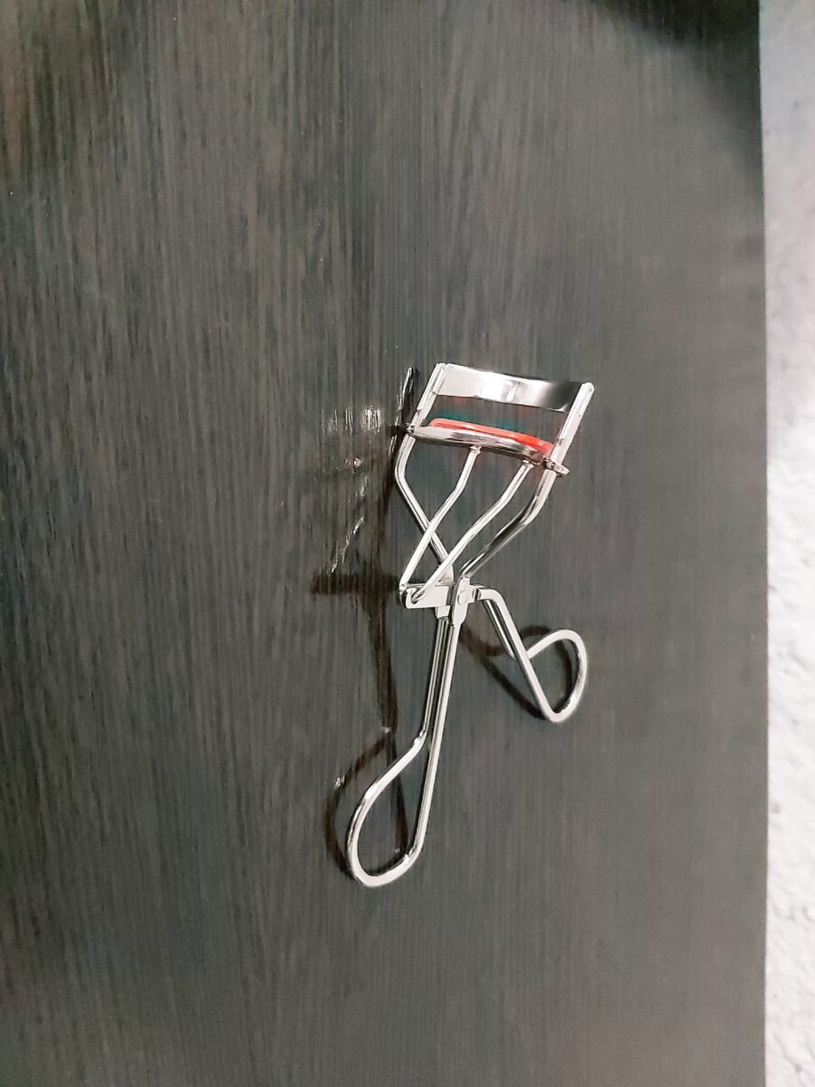 Кёрлер "The Eyelash Curler" от KEVYN AUCOIN