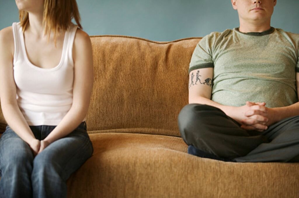 Я обиделась. А он в курсе?