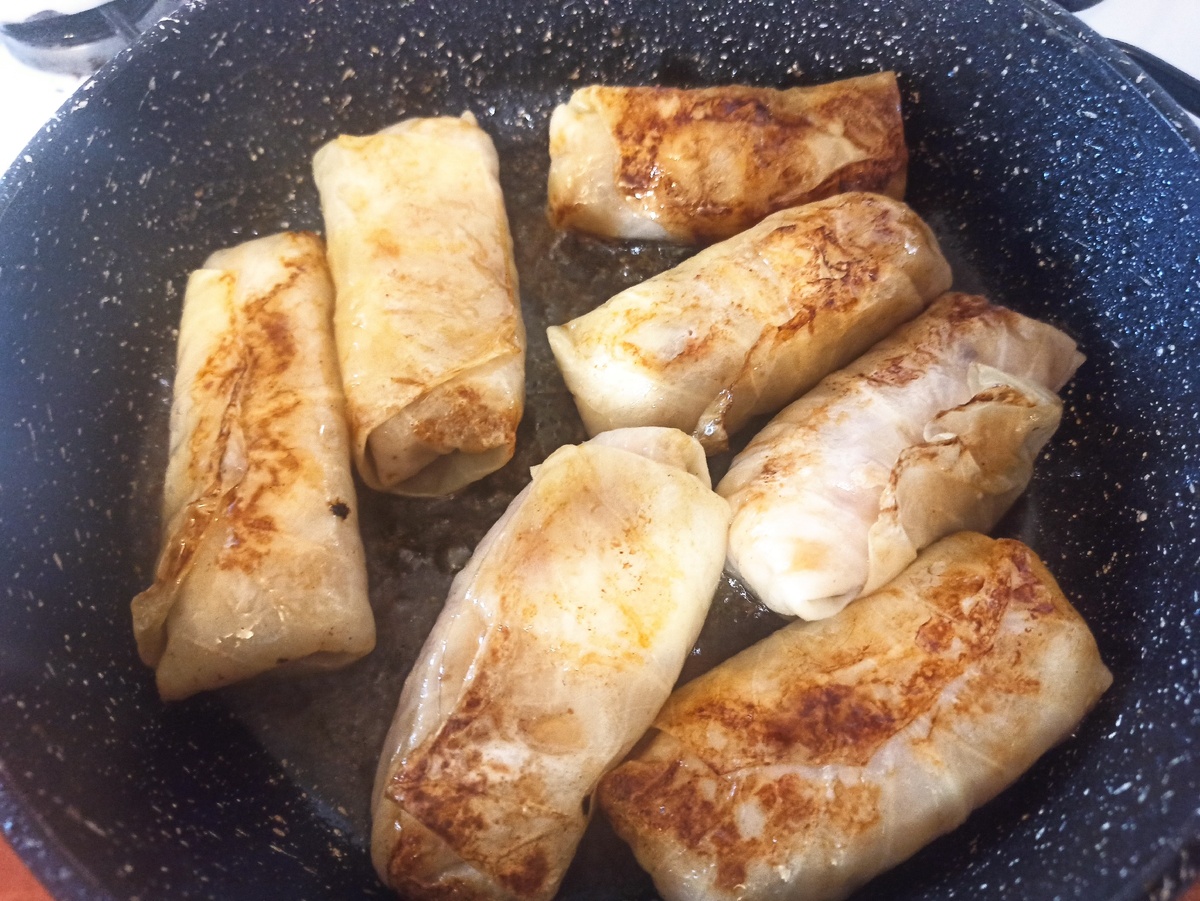 Фото автора. Голубцы всегда обжариваю