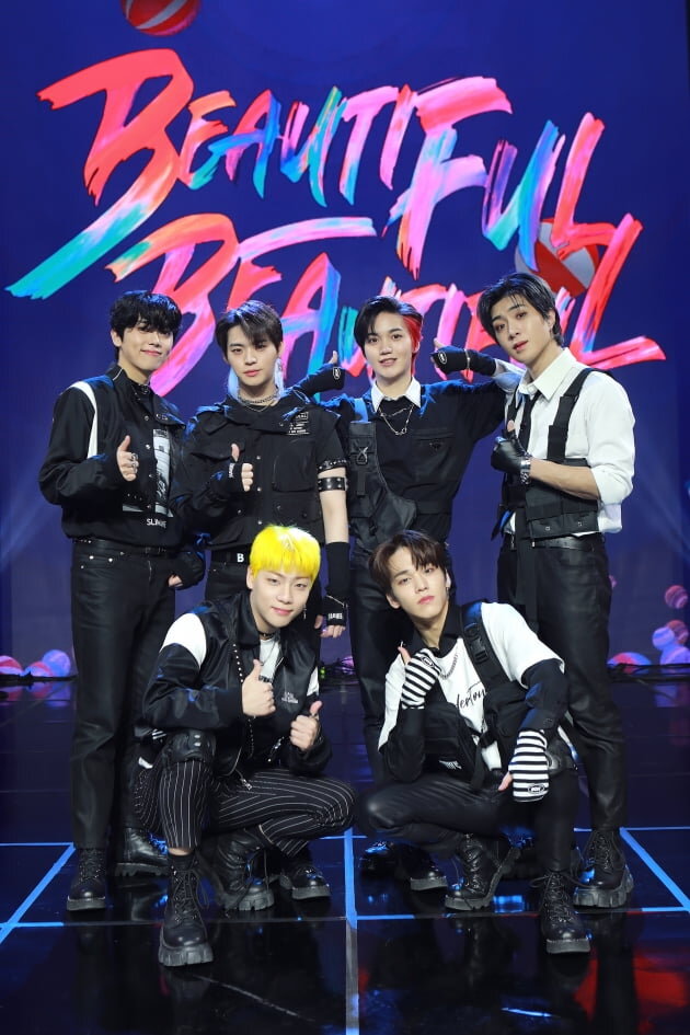 ONF / Фото = WM ENTERTAINMENT
