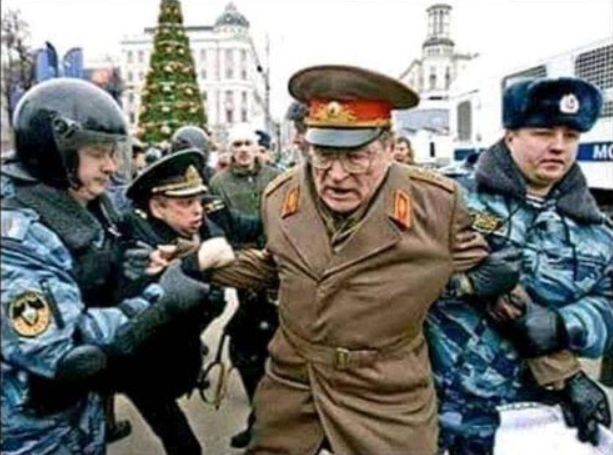 2008-й год. "Марш несогласных", арест генерала-лейтенанта Алексея Фомина.