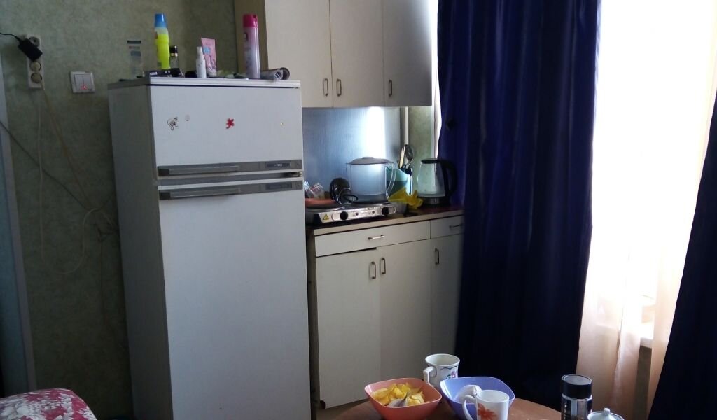 Вот эту кухню мне пришлось преображать