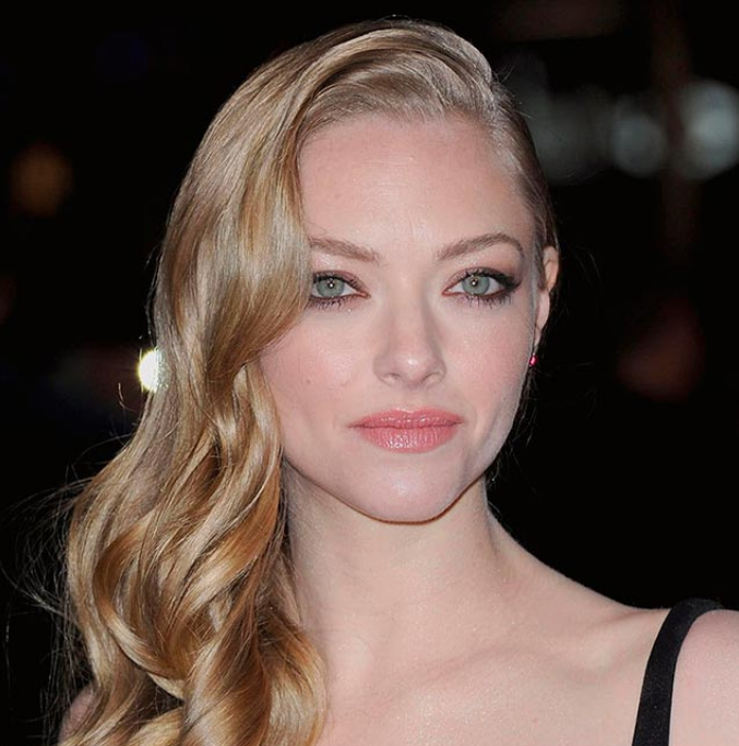 Треугольное лицо выглядит так. Изображение Аманды найдено в сервисе яндекс.картинки.