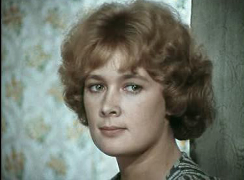 Людмила Нильская в роли Ядвиги в фильме «Государственная граница. Мирное лето 21 года»