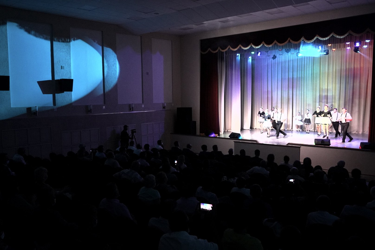 Кинотеатр линево. Дк дон. Дворец культуры железнодорожников (ростов-на-дону). Дк донской. Дворец культуры ростсельмаш ростов-на-дону.