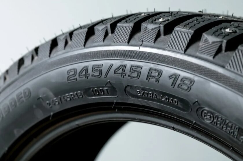 Маркировка размера шины - 245/45R18