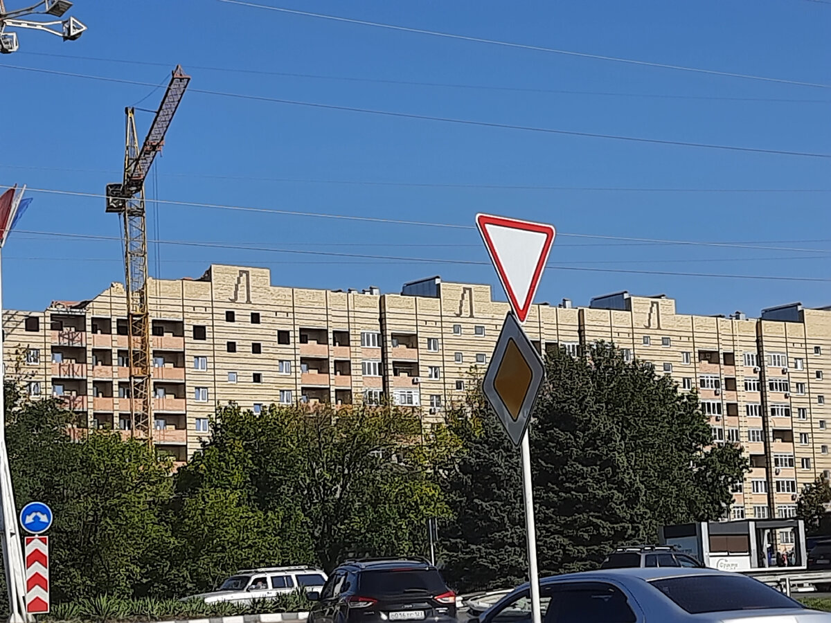 Новостройка по ул. Коммунистической в г. Ейске