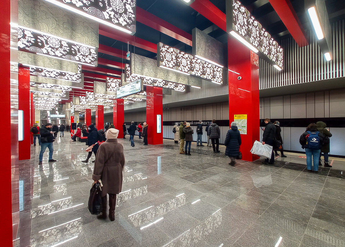 Мичуринский проспект - новая станция московского метро. Фото автора статьи