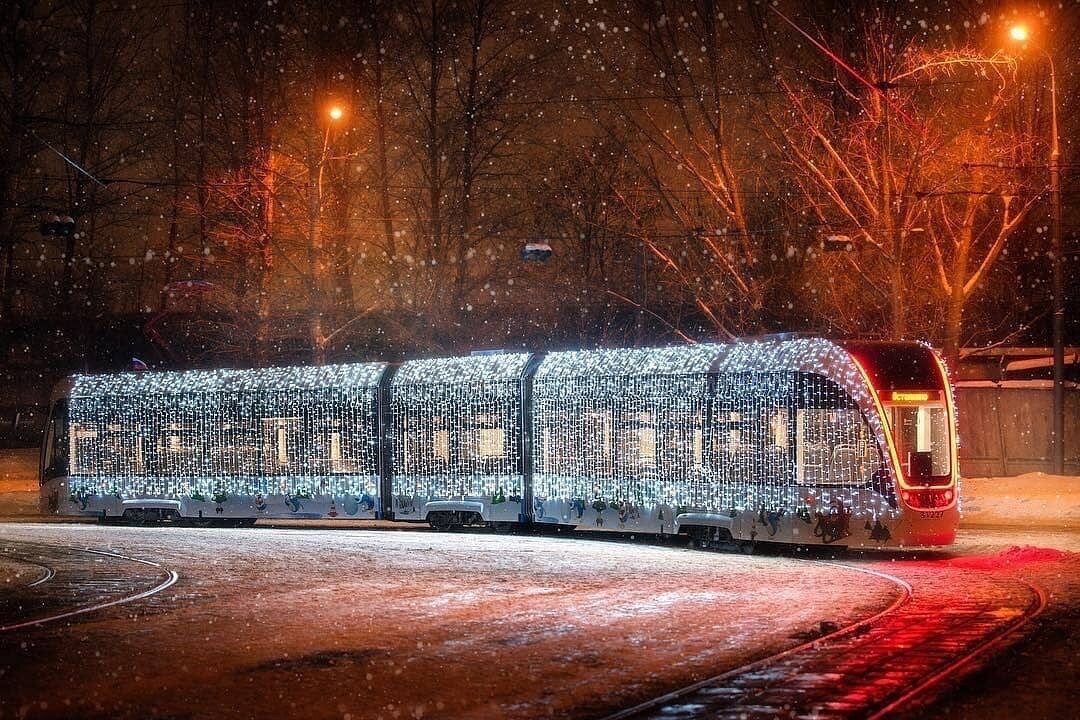 Новогодние трамваи в москве