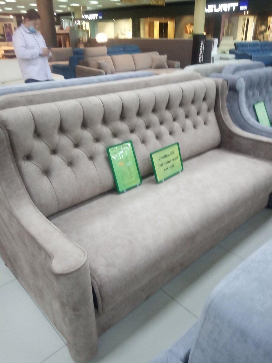 Фото автора канала, вон на заднем плане и он (Игорь) сам.