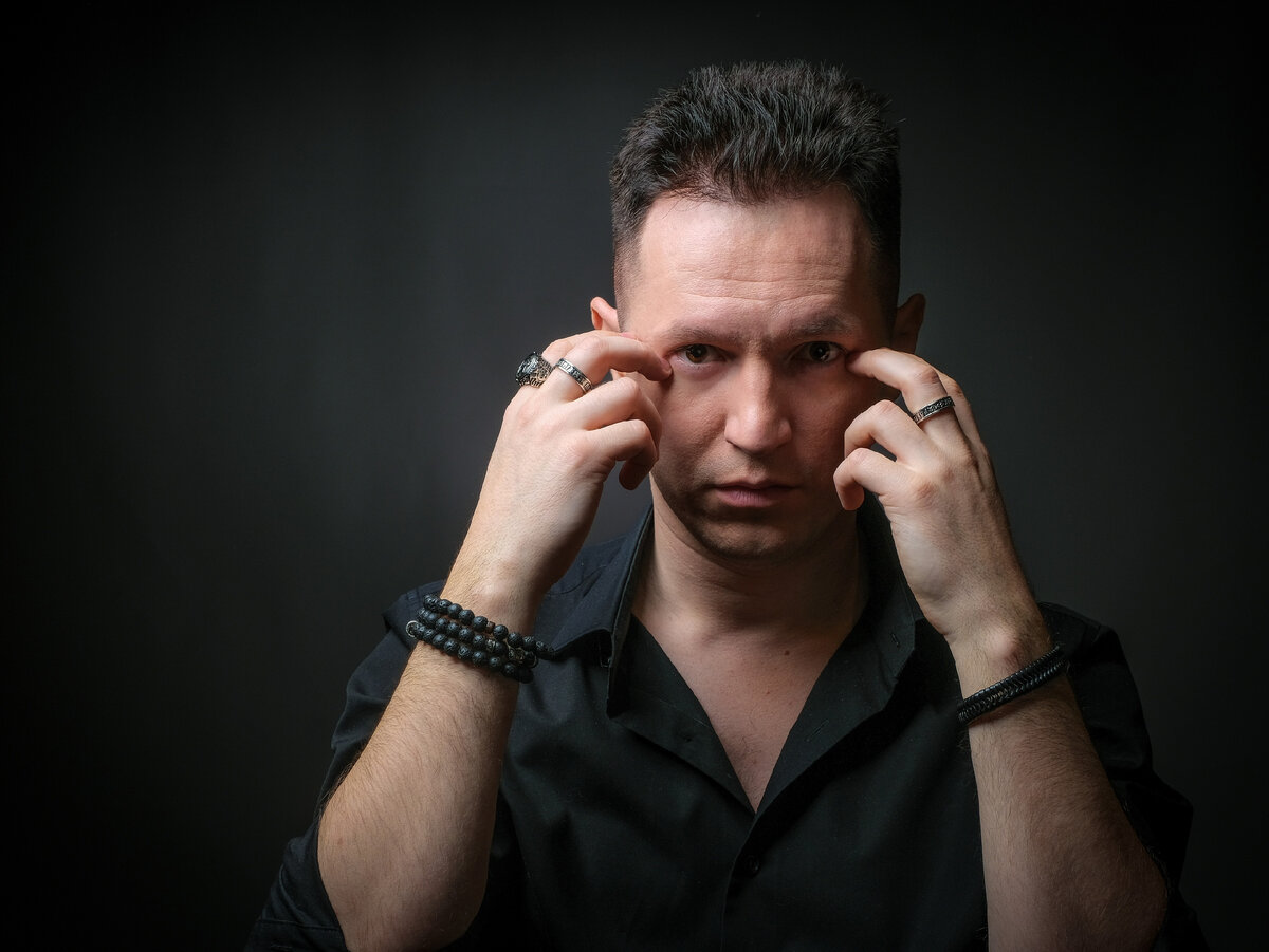 Иллюзионист Вольтер. 2018.