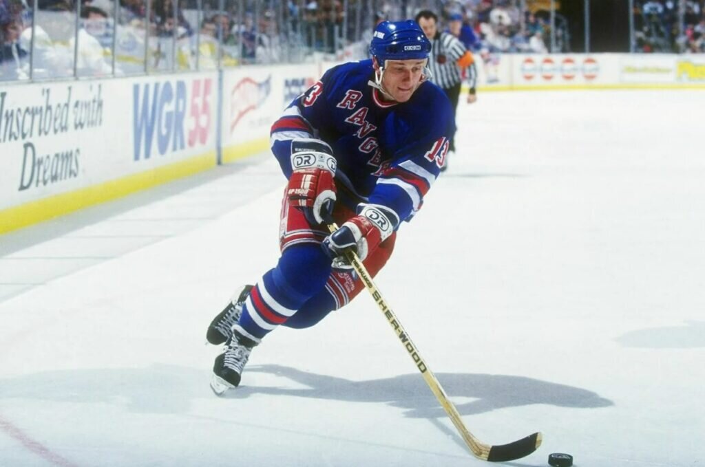 Сергей Немчинов в 1994 году выиграл Кубок Стэнли. Фото: НХЛ