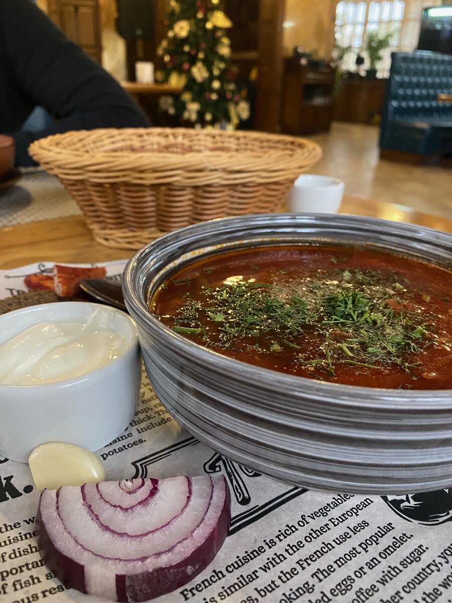 Где вкусно кормят в Сочи - знаю точно | Не Просто Еда | Дзен