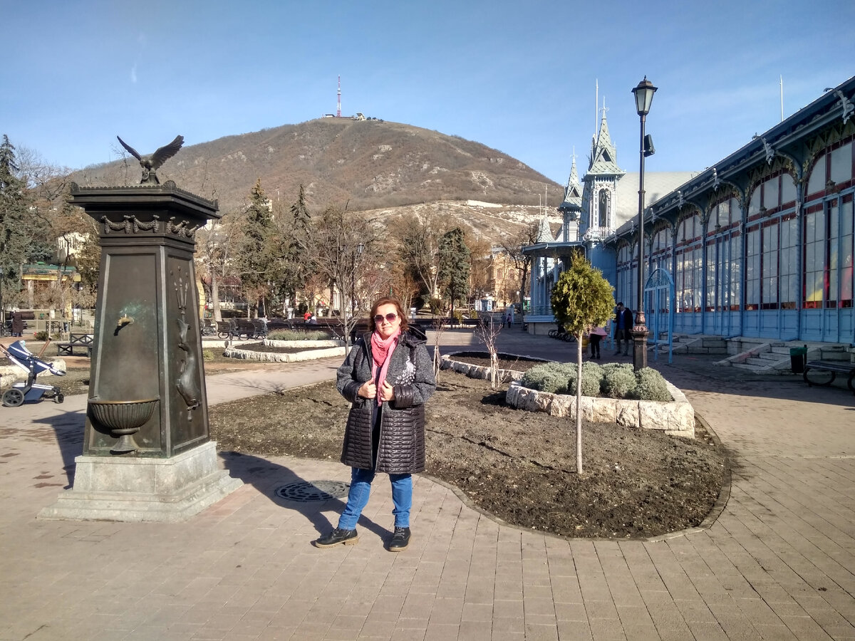 Пятигорск экскурсия по городу. Пятигорский парк цветник. Парк цветник в Пятигорске фонтан. Парк Кирова Пятигорск. Пятигорск 2021.