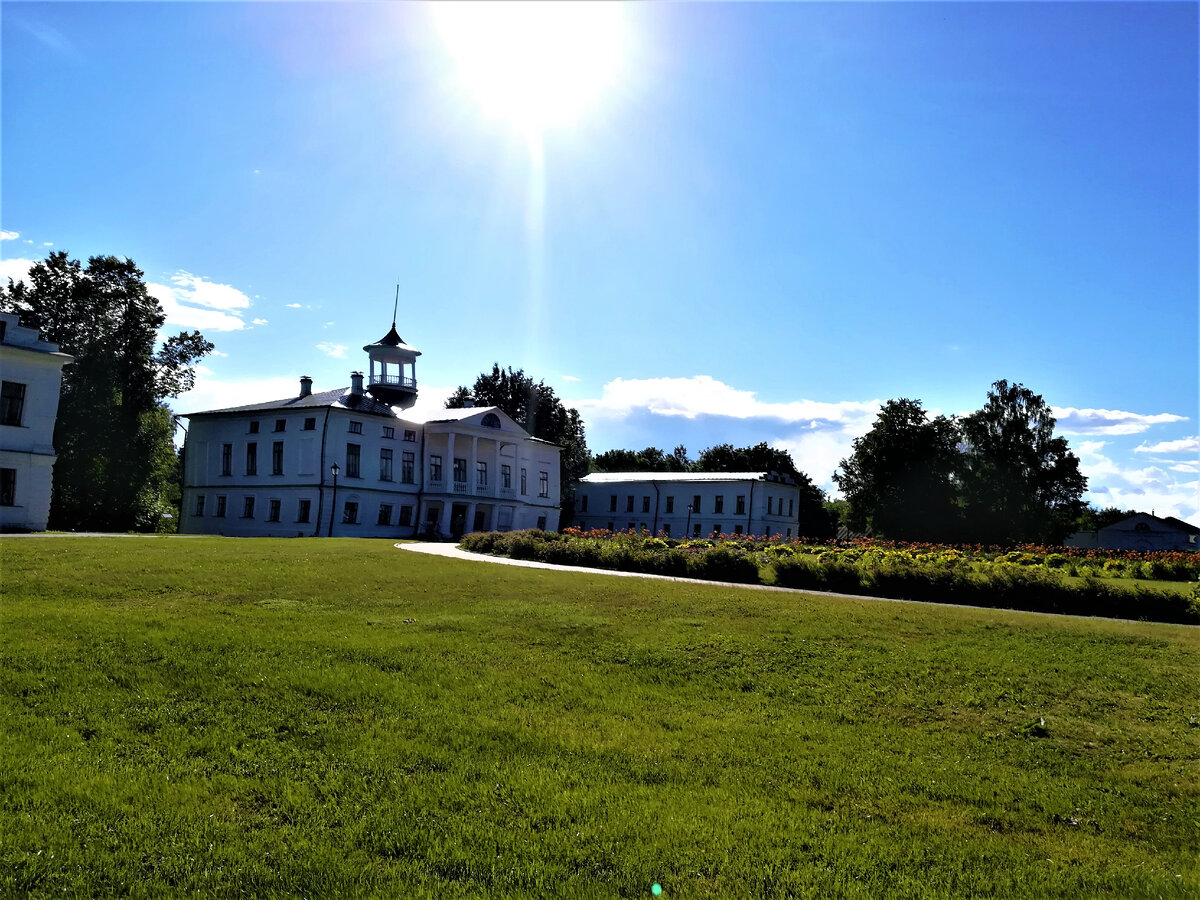 Усадьба Карабиха