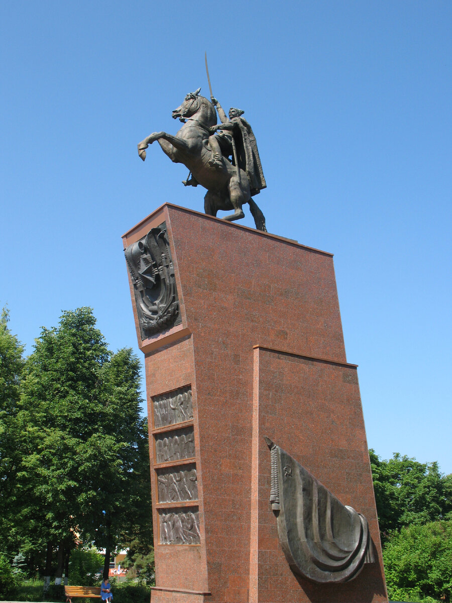 Поволжье, Чувашия, Чебоксары. Андриян Николаев, Чапаев и другие герои  нашего времени. | Познавая Россию | Дзен