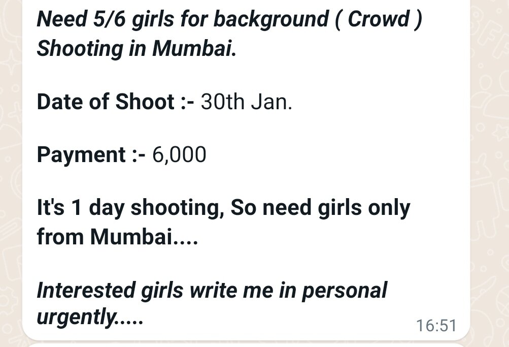 Поиски актёров для массовки происходят примерно так