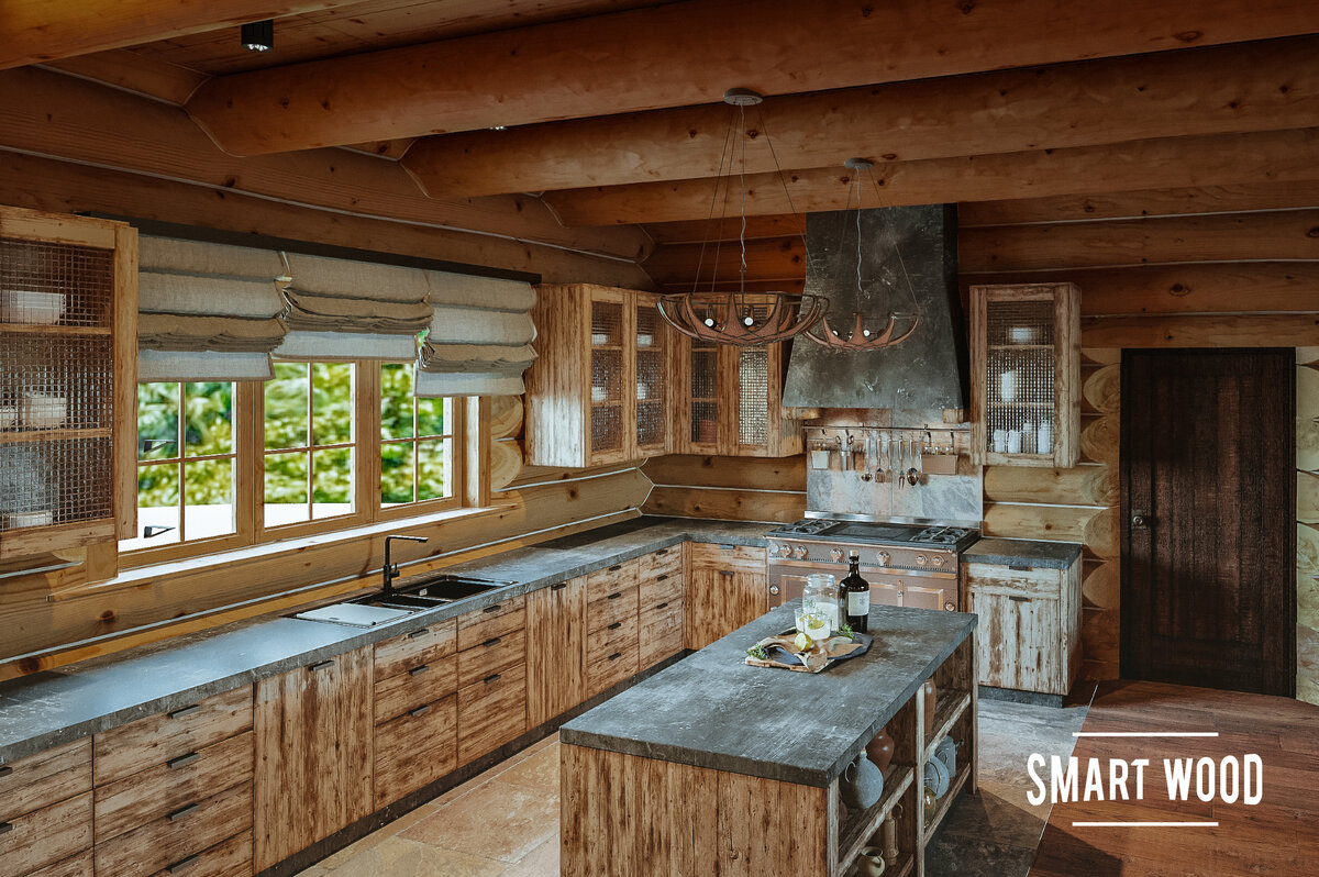 Кухня в деревянном доме 