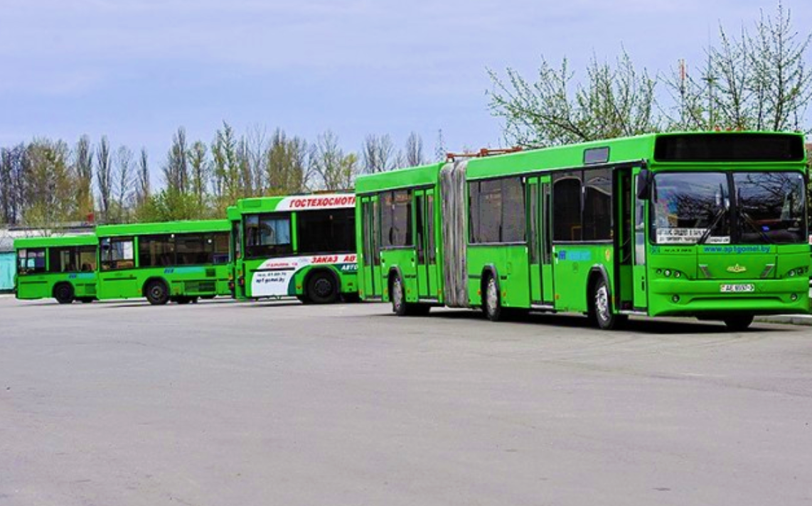 Друг Захар из Беларуси позвонил мужу, пожаловался как сейчас ему живется и что творится внутри Бреста на самом деле,…