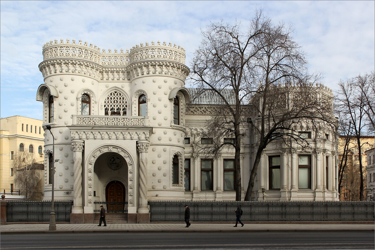 Особняк Арсения Морозова в стиле эклектика (фото Александра Метлова)