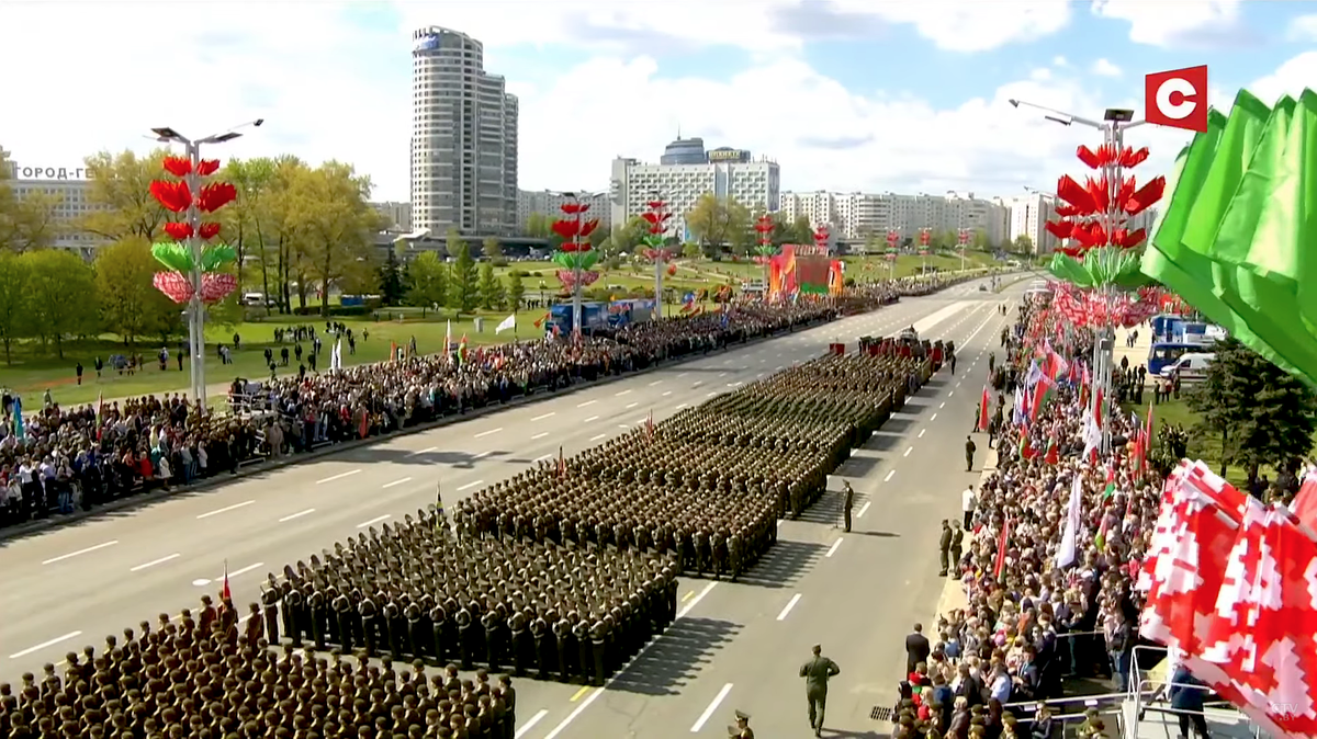 Особенности единственного парада на 9 мая в Минске | Иду Бегу Еду | Дзен