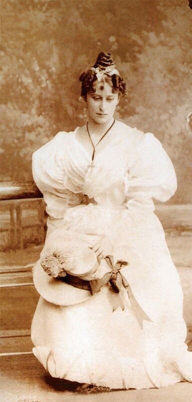 Елизавета (Элла)