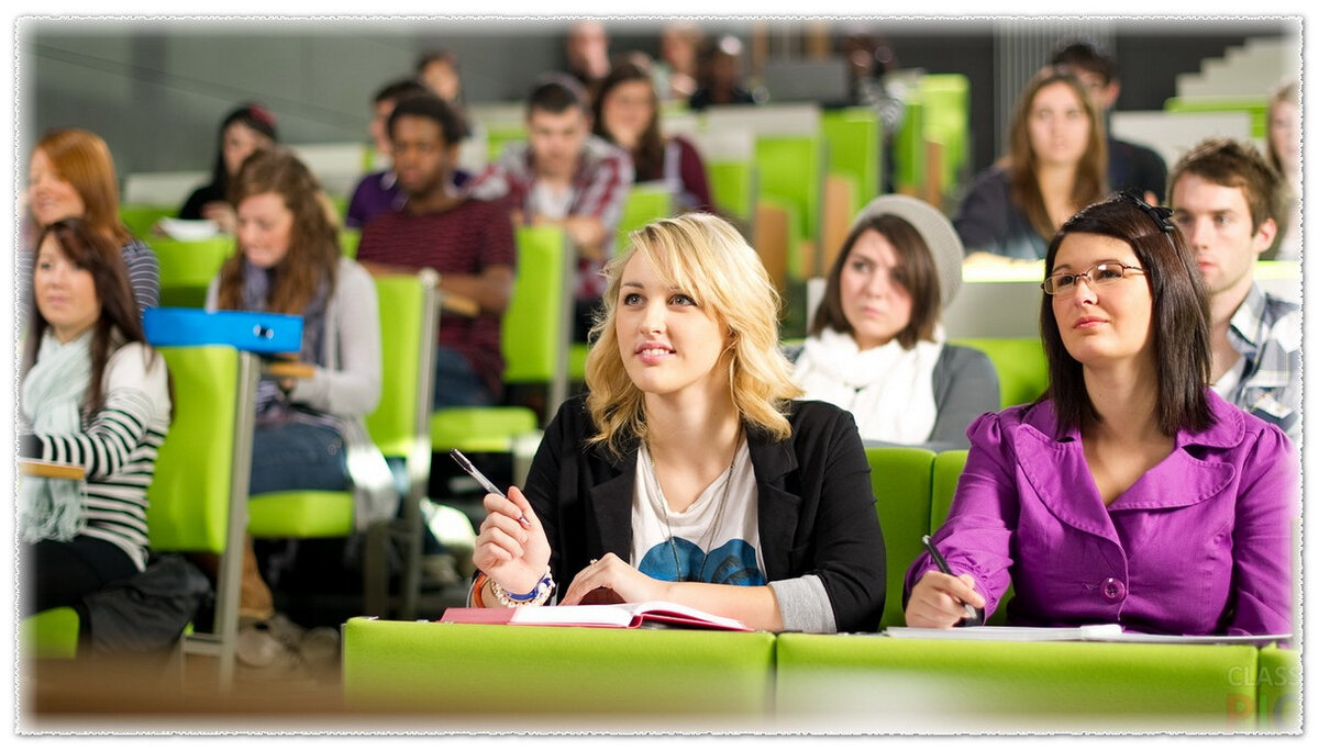 Студенты в аудитории