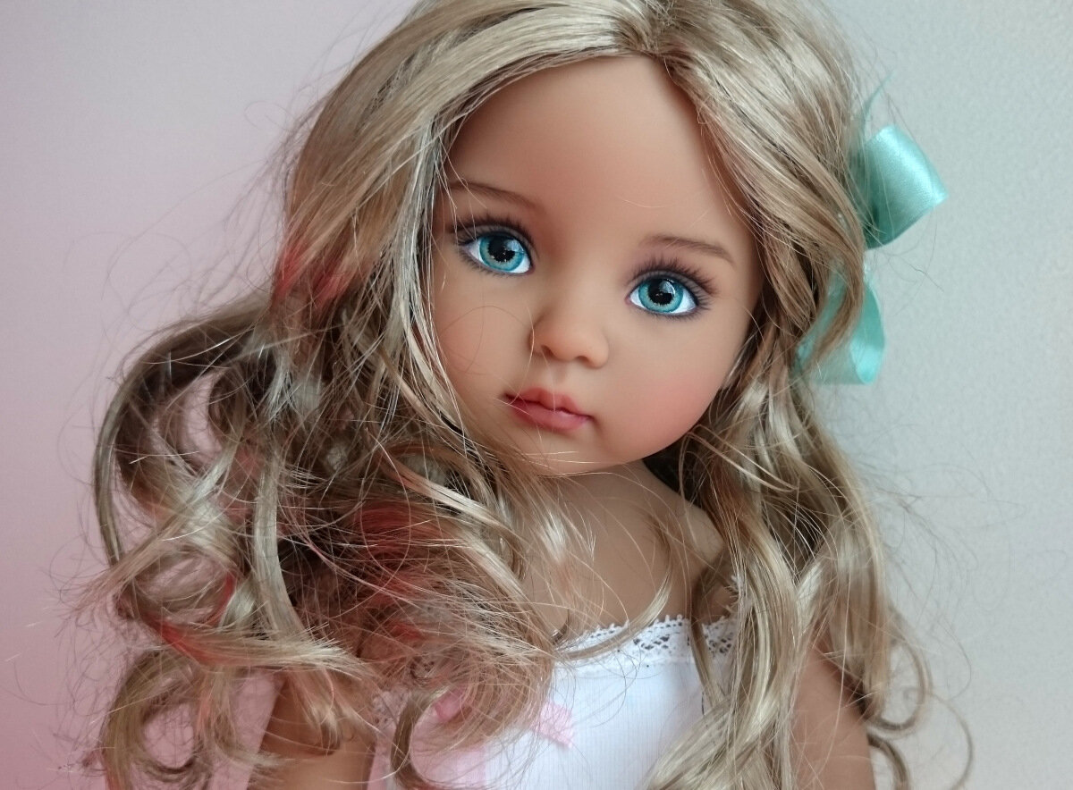 Куклу зовут Фа. А почему бы и нет?