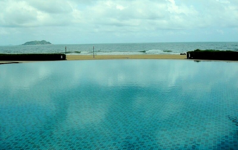 Хайнань. Внутренний туризм здесь уже в самом разгаре!