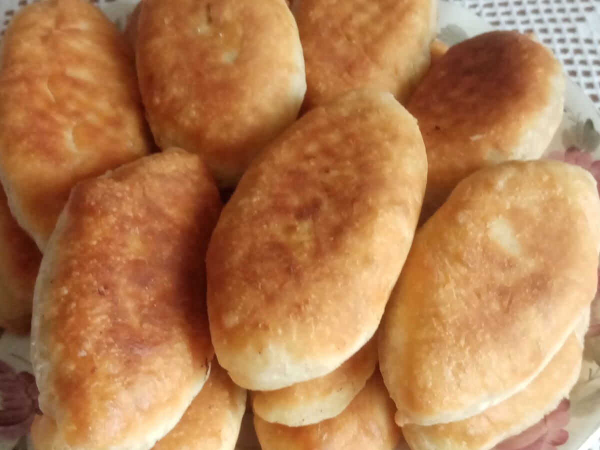 Пирожки с капустой.