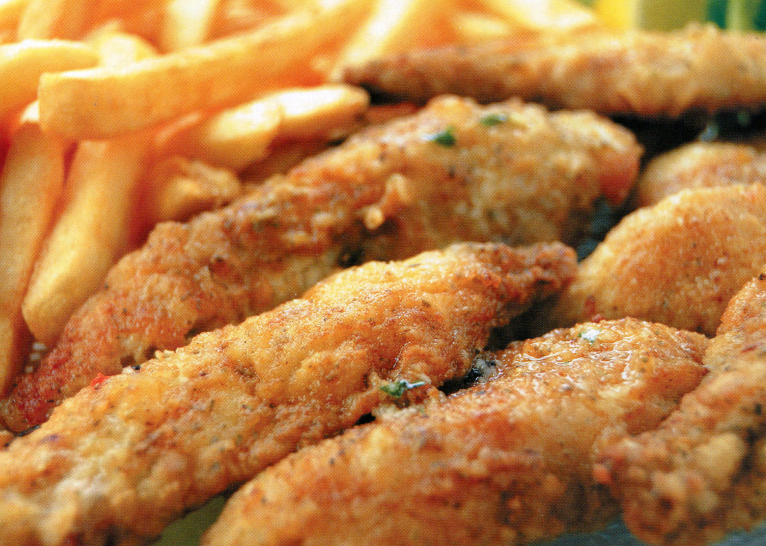 Окунь - одна из основных рыб на наших столах. Его подают на закуску или как основное блюдо, которое удовлетворит как гурмана, так и человека, соблюдающего диету.