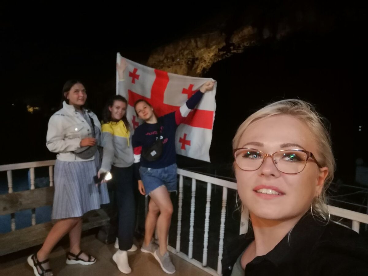 Ночь в Вардзии