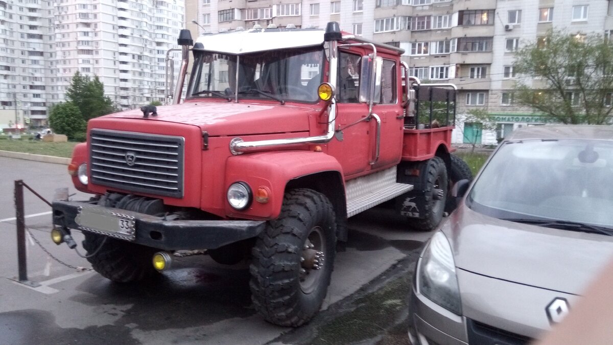 Вид спереди. Очень хорошо смотрится.