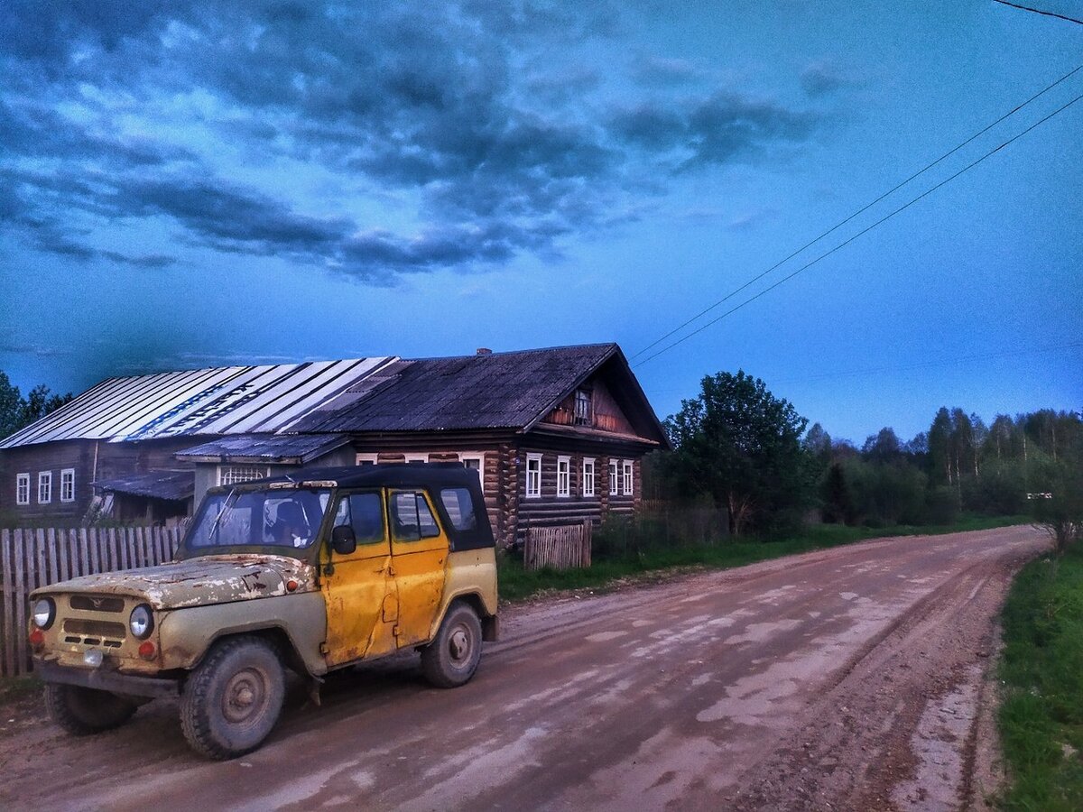 Жить в КАМАЗЕ В деревне