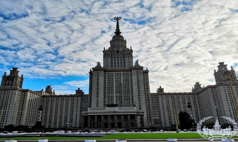 Квартира в москве рядом с мгу. ЖК возле МГУ. МГУ В МАЙНКРАФТЕ. Здание МГУ майнкрафт. Vue CG.