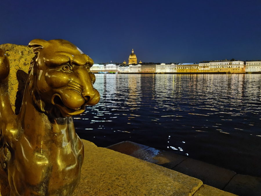 Как снимает новый Huawei Mate 40 Pro за 1200 евро? В объективе Петербург31