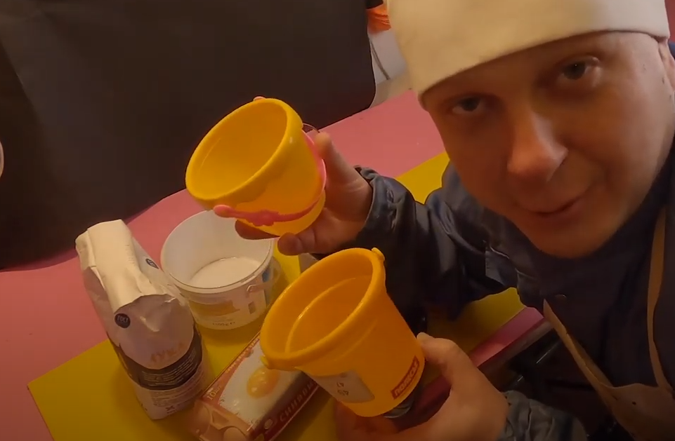 Посуду для кухни смогут заменить детские ведерки. Вечером все равно все дети спят.