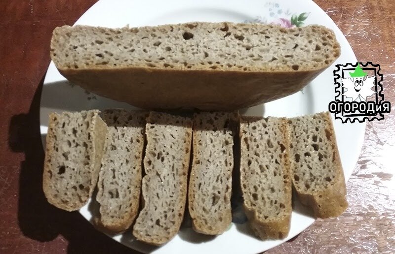 Один из хлебов на закваске из ежемалины