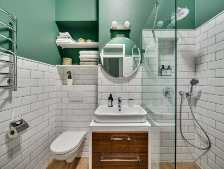 В ванной очень важно часто проводить уборку 