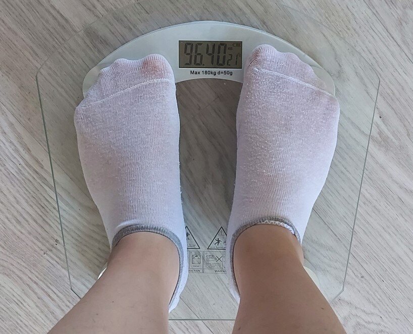 Вес пока стоит(