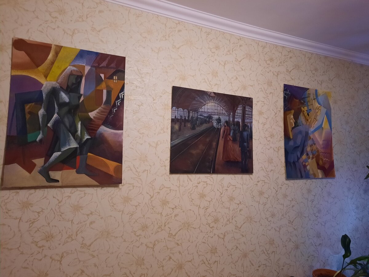 От этих картин веет адской тоской.