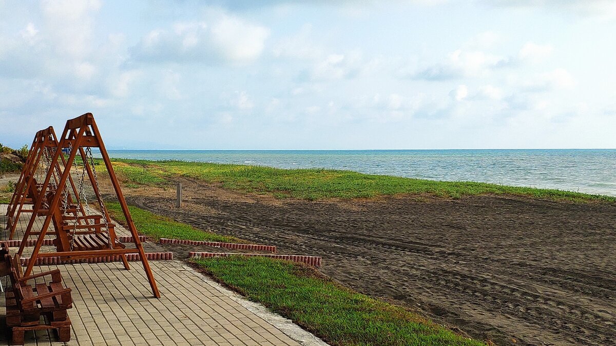 Пляж Магнетити, Черное море, Уреки, Грузия